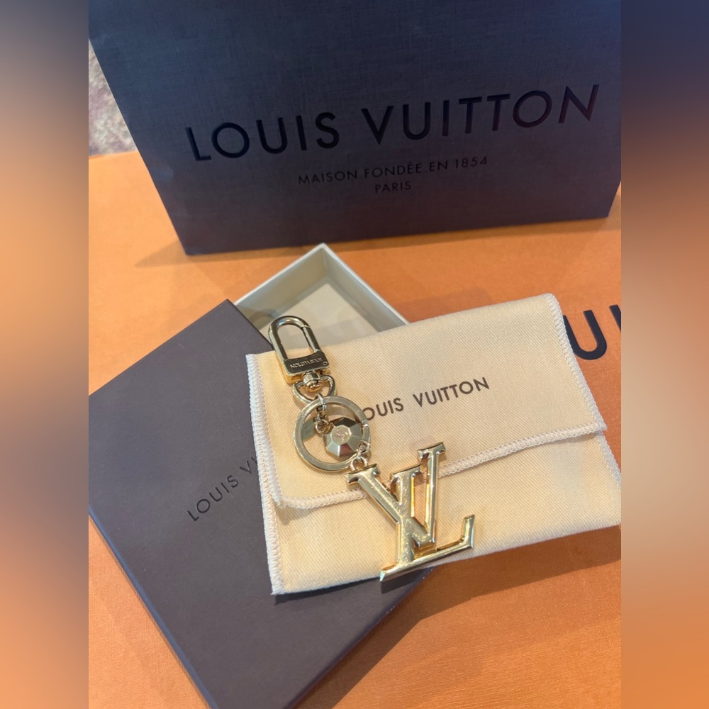 Gold Genuine Authentic Louis Vuitton Facettes Bag Charm & Key Holder item-M65216